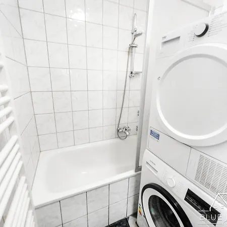 Blue House - Your Accomodation توتلِنغين