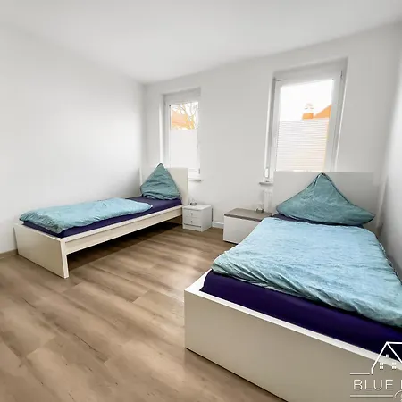 Blue House - Your Accomodation شقة *